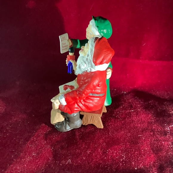 HALLMARK KEEPSAKE ORNAMENT 1991 - Picture 5 of 7